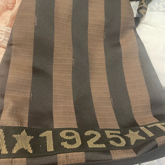 Fendi Penguin Cloth Tote - Picture 4 of 7
